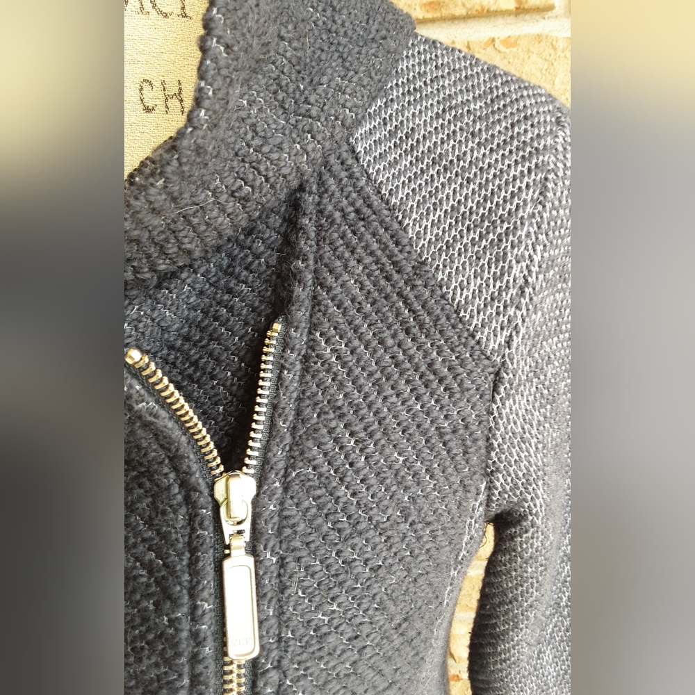 Lucky Brand Blue Long Colorblocked Sleeve Moto Style Textured Jacket. - Picture 3 of 8